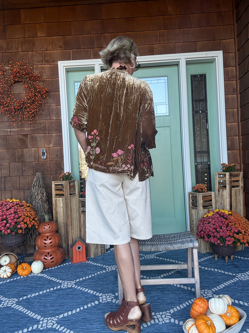 ANTIQUE GOLD RUFFLE NECK VELVET SHIRT