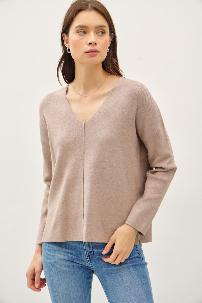 Geena Relaxed VNeck Sweter W Center Seam
 heather mocha