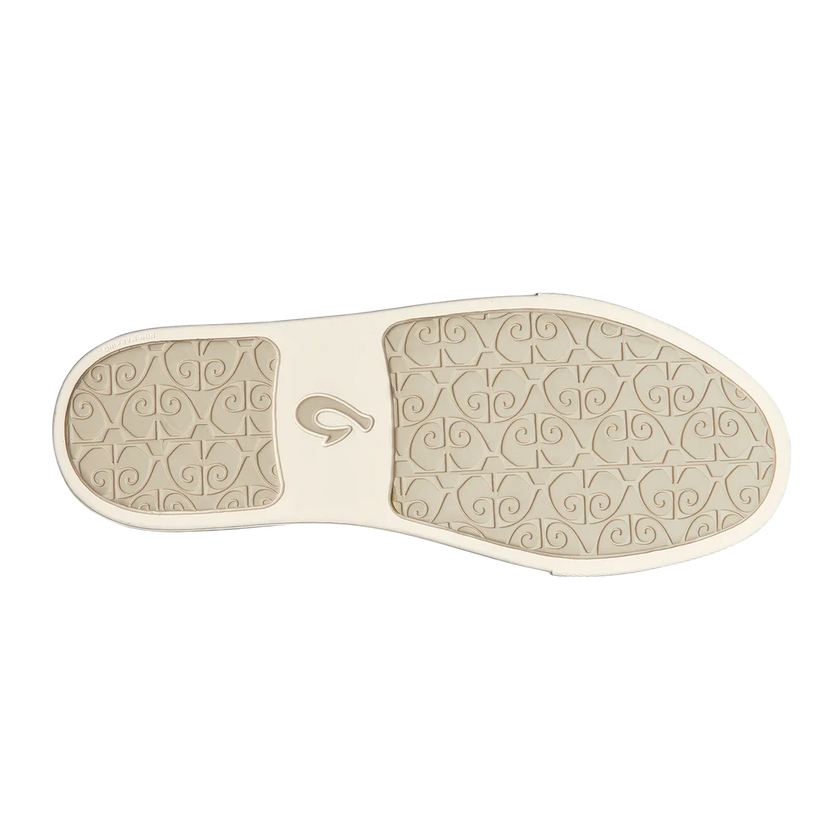 Pehuea Li Women's Sneaker Shoes sole