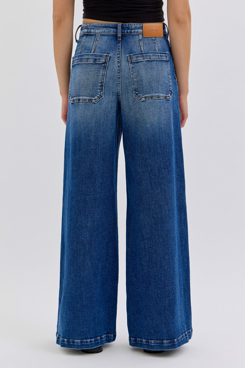  High Rise Wide Leg with Slanted Pockets back