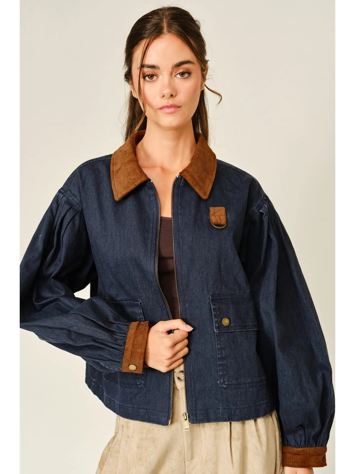 Contrast Collar Pleated Bubble Sleeve Barn Jacket