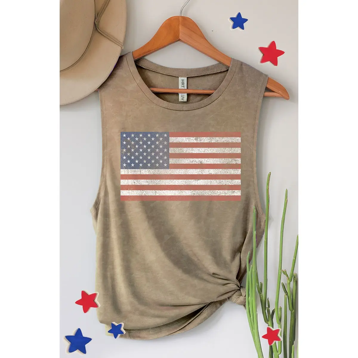 VINTAGE AMERICAN FLAGS GRAPHIC TANK TOP