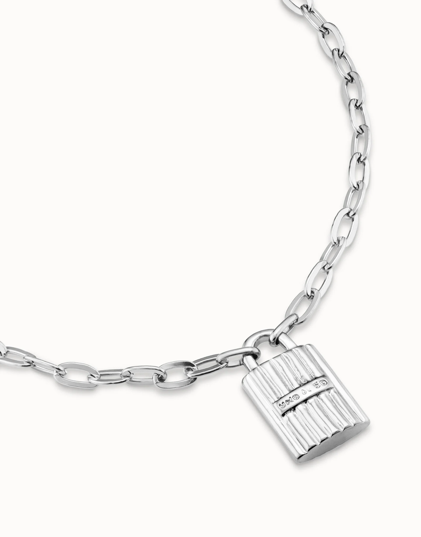 Silver pendant with links and padlock pendant