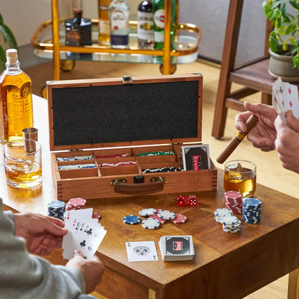 Poker Set by Foster and Rye game display
