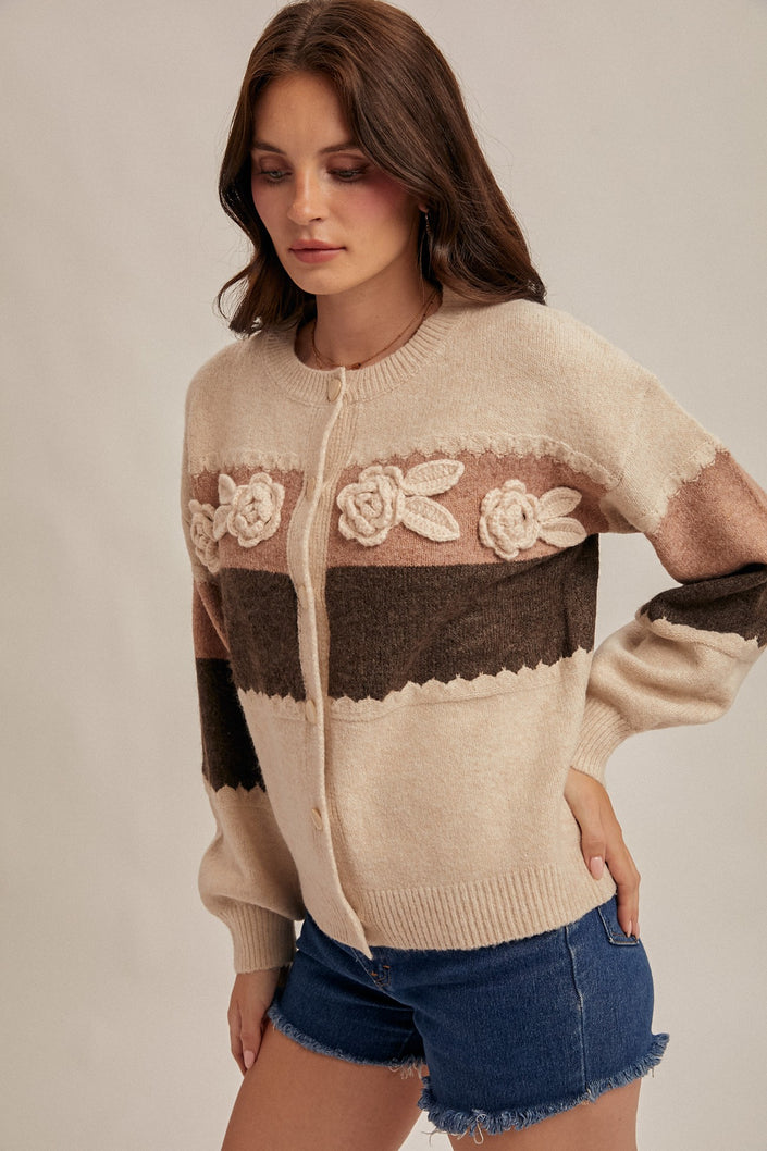 Color Block Rosette Detailed Sweater oatmeal/mauve