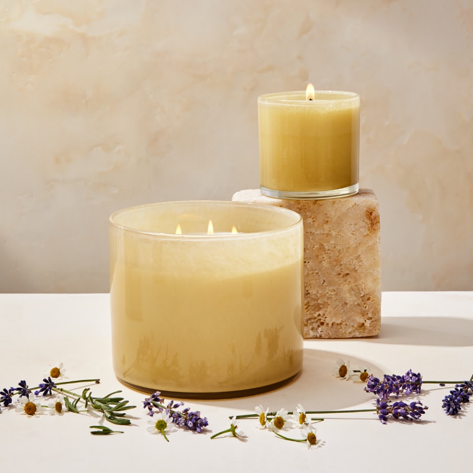 3-Wick 30oz Candle - Chamomile Lavender display