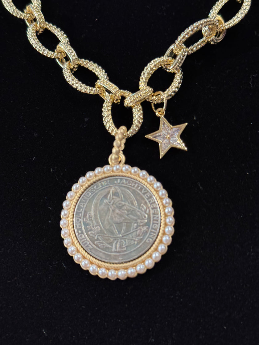 Pearl Bezal Solver Gold Chain Horse Coin NW-25-144