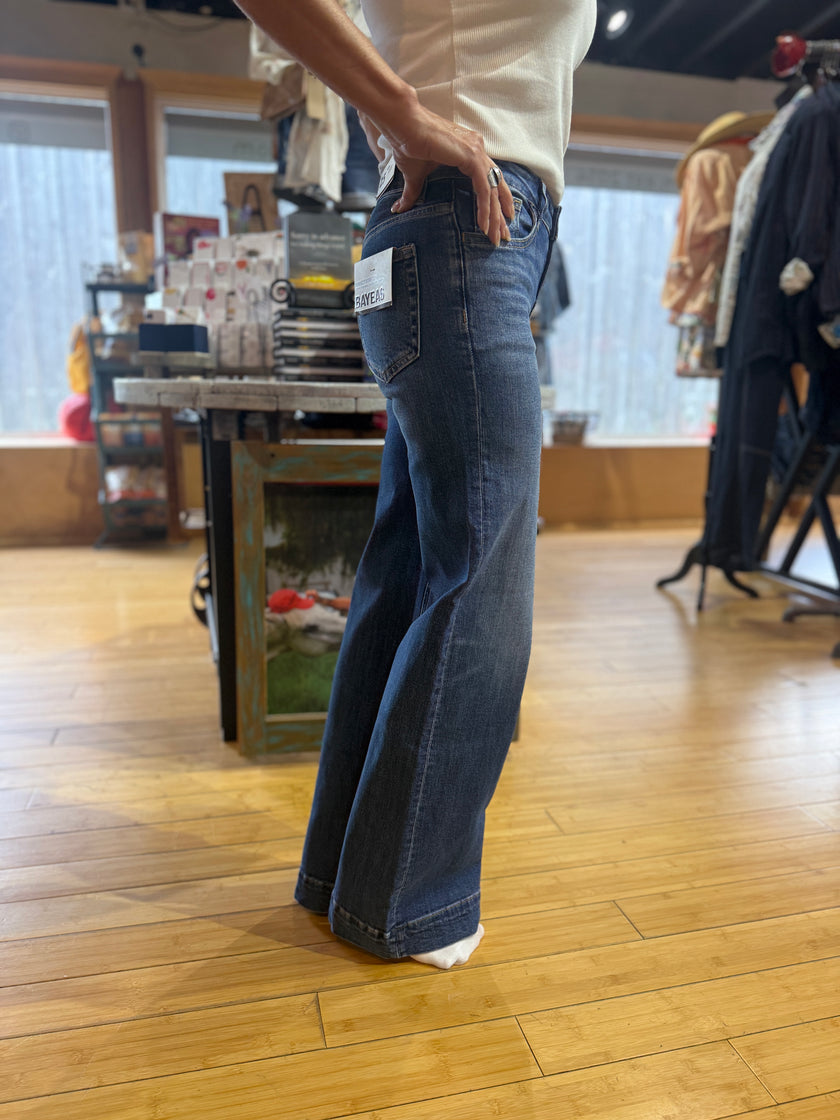 Low Rise Wide Leg Jean