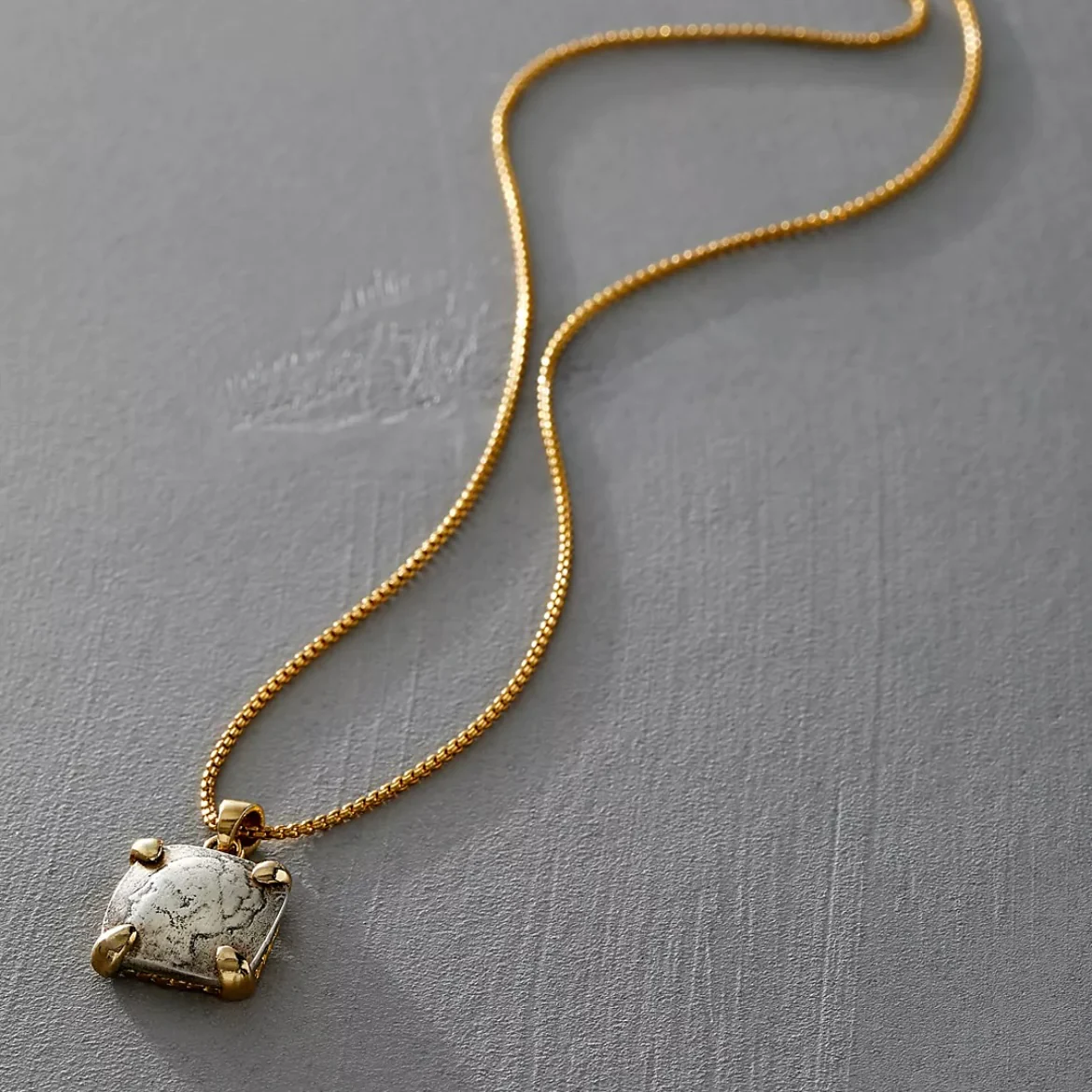 Gold Mini Square Wilhelmina Necklace | 20