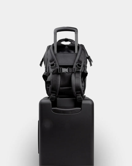 Cascade Backpack Compact black leatherlite