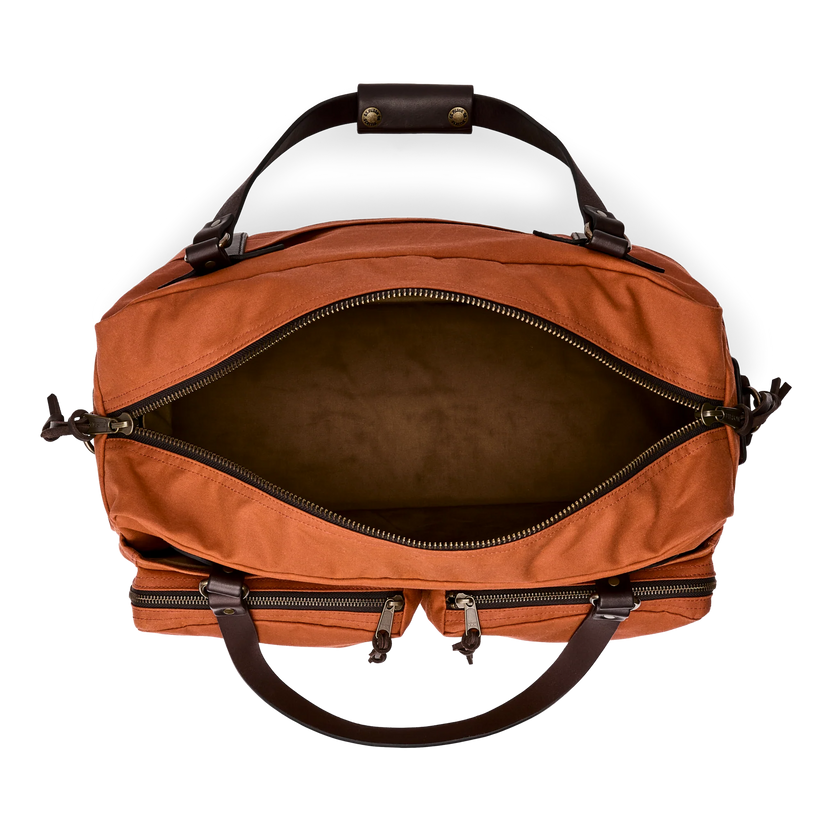 Filson 48hr duffle rust  top open 