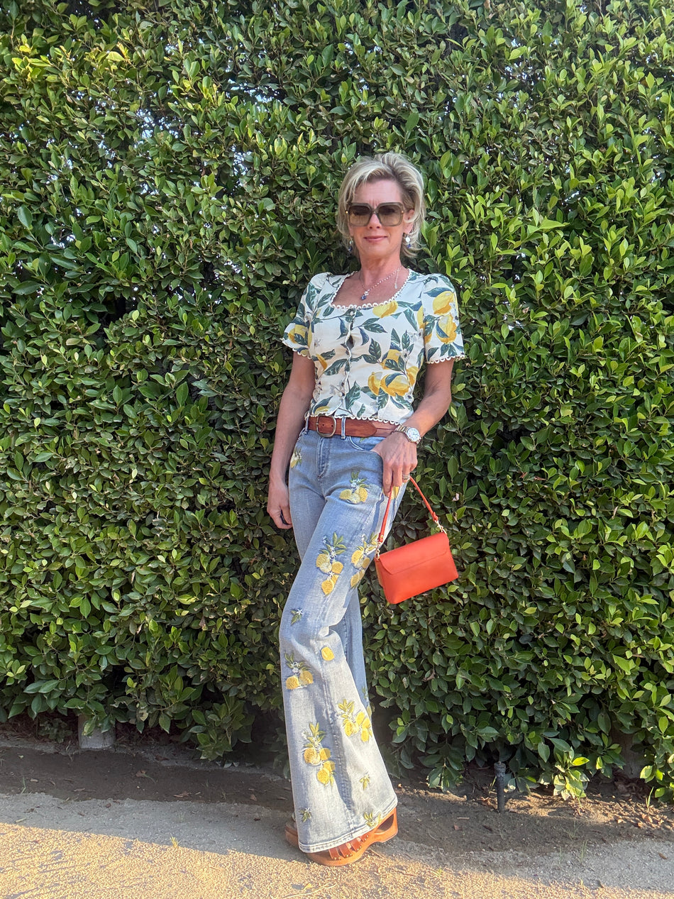 Farrah Limoncello front/left side