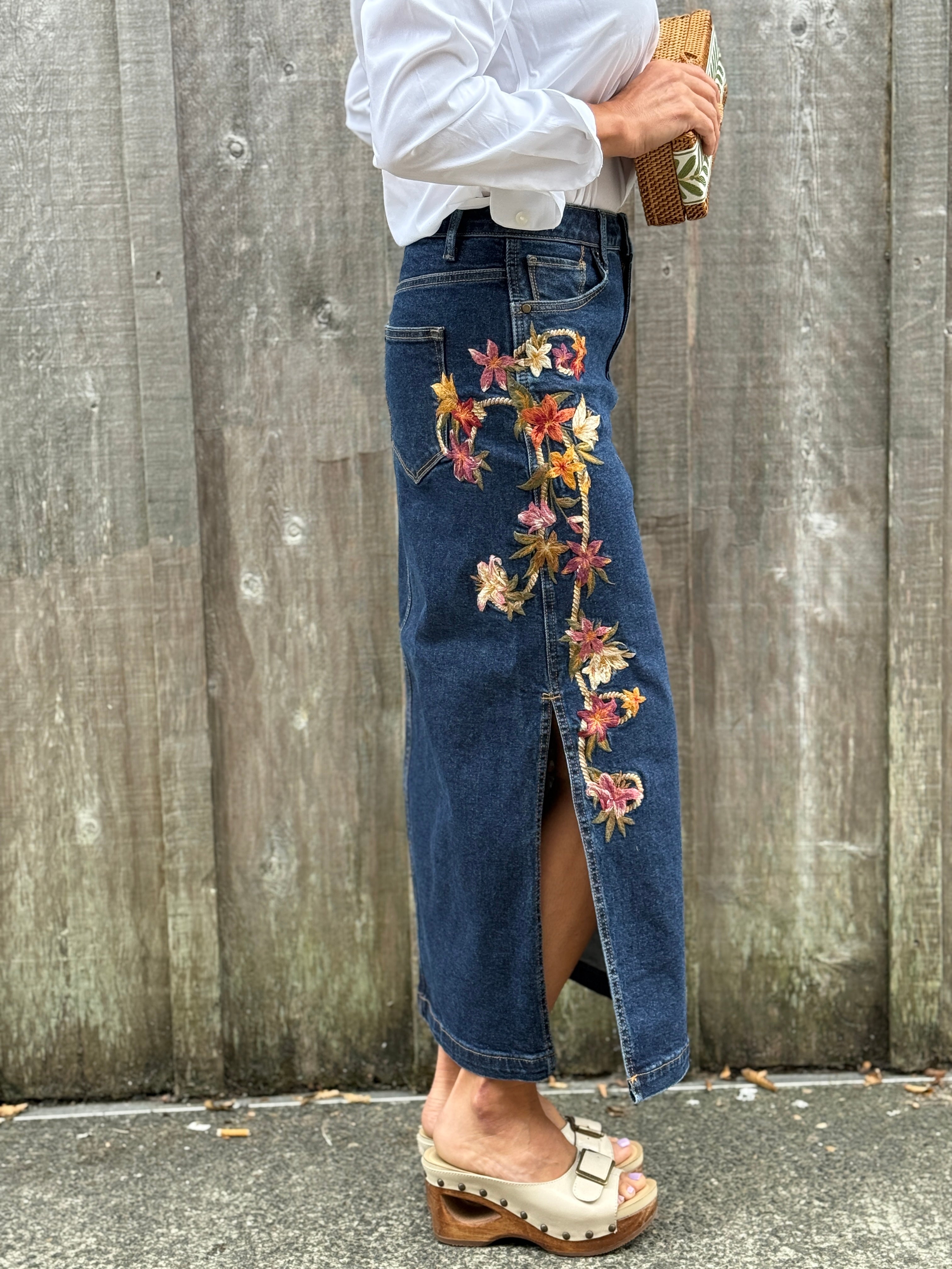SVETLANKA LONG DENIM SKIRT X Lillies