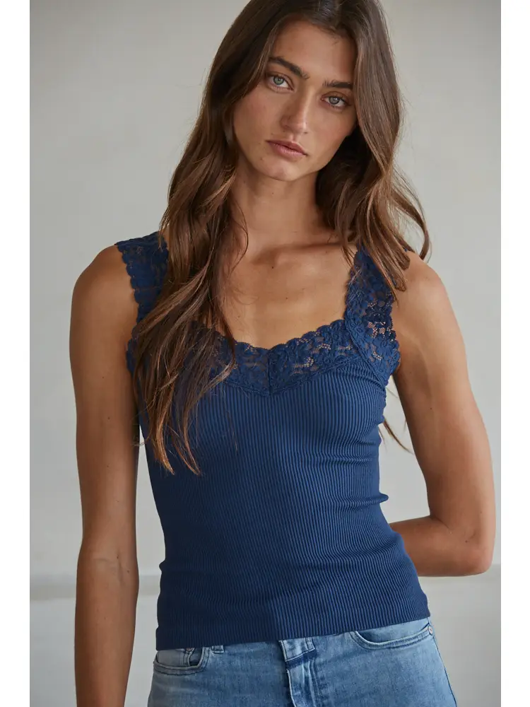 Ginny Seamless Ribbed Tank Top W Lace Trim
