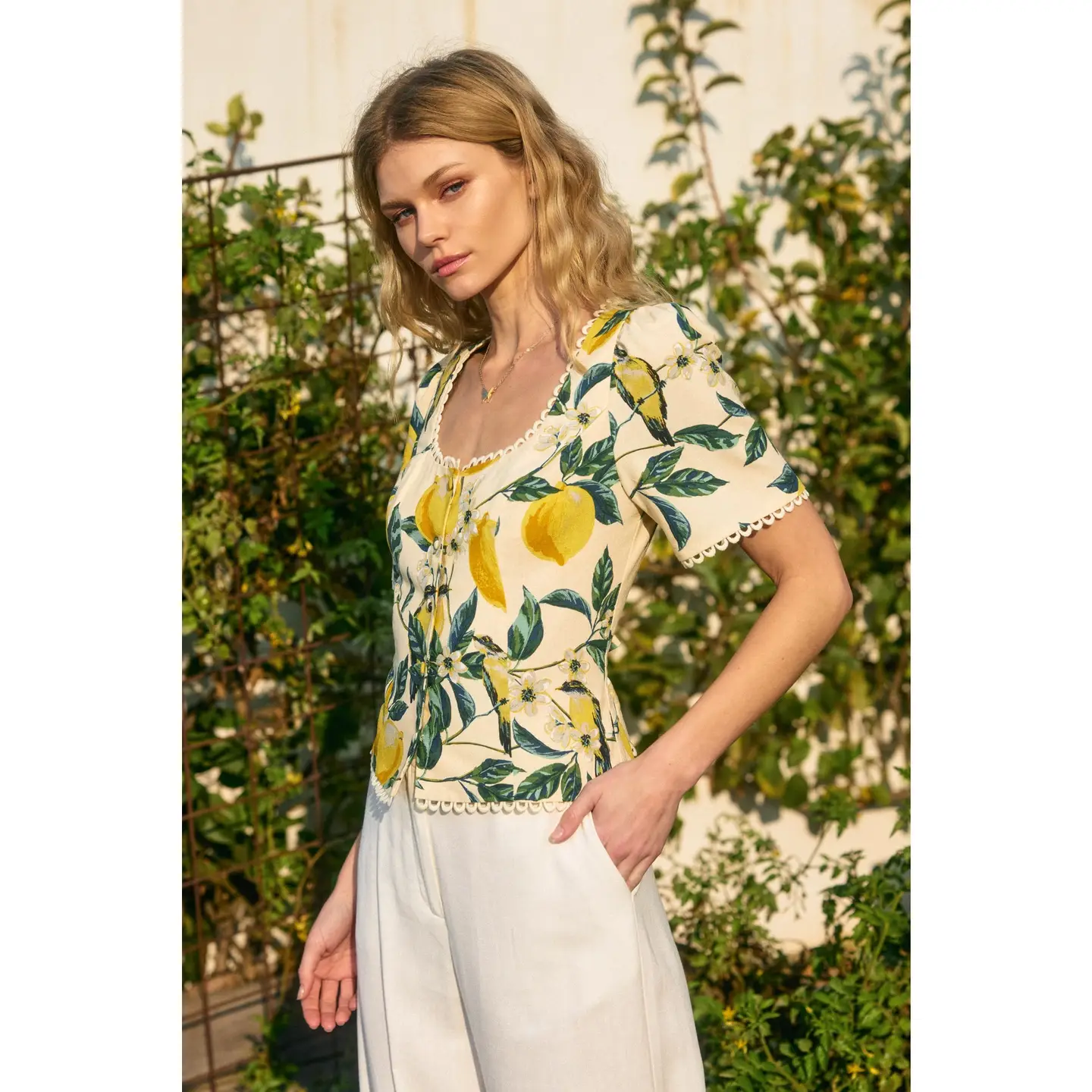 Vintage Lemonade Tulip Lace Trim Button Down Top front/side