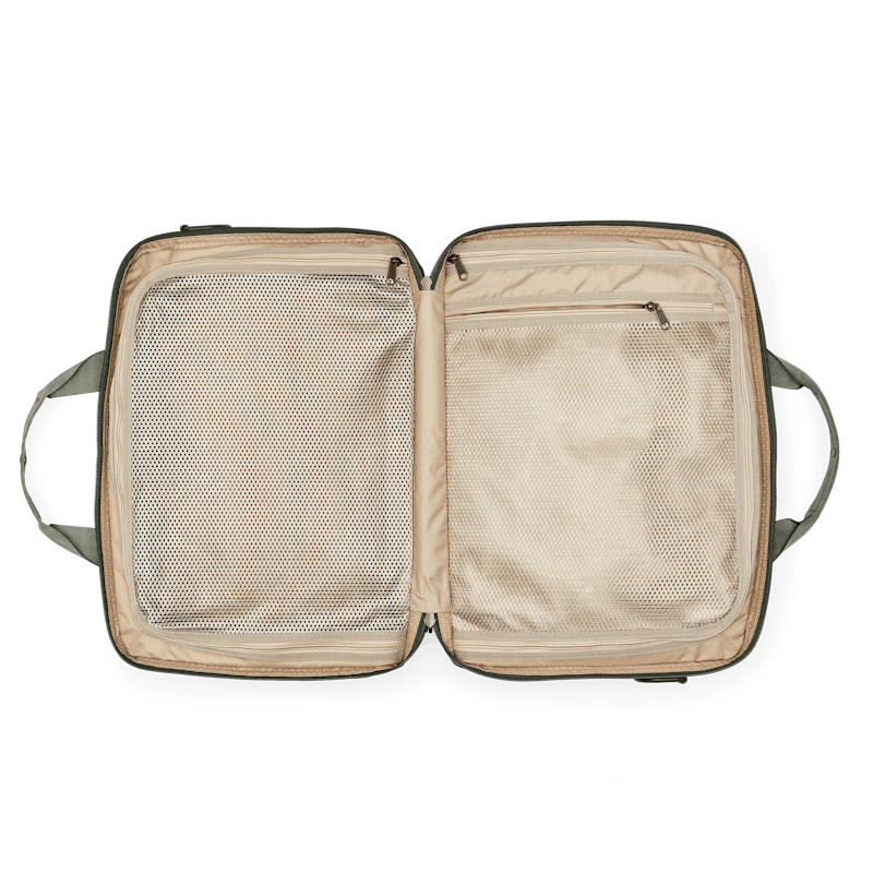 Filson surveyor pullman pack open