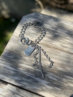 Paula Jean Chain wanderlust