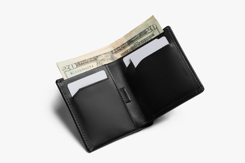 Bellroy Note Sleeve | Black RFID open 2