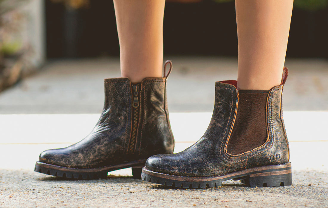 Women's courmayeur valley chelsea boots outlet black