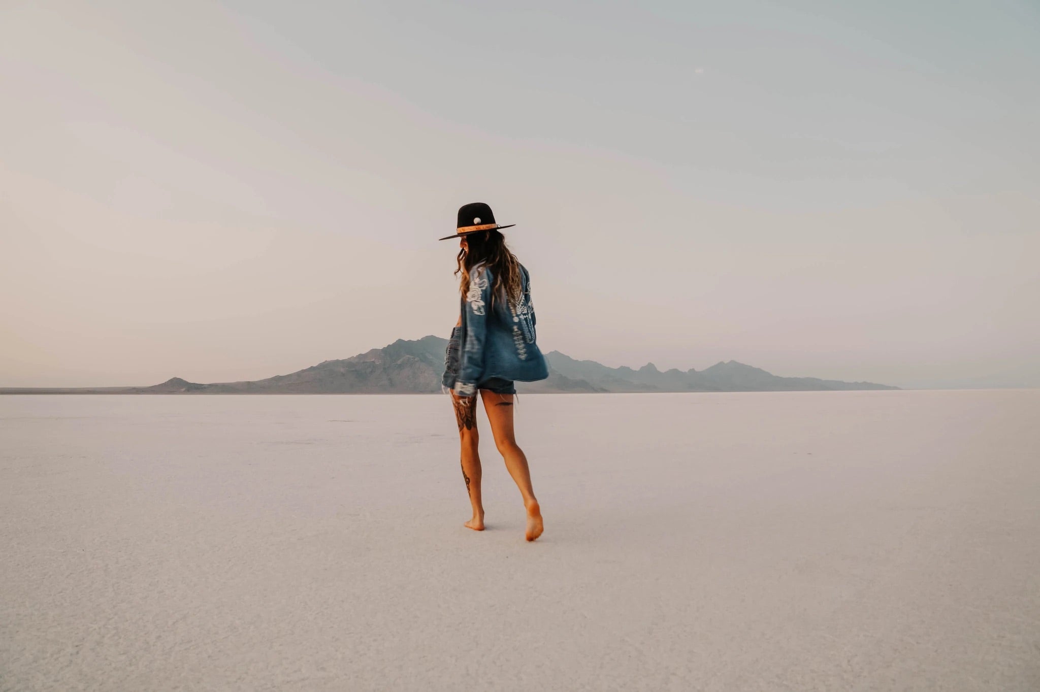 Driftwood X Rachelle M. Free Spirit Heritage Denim Shirt Side Back Pose